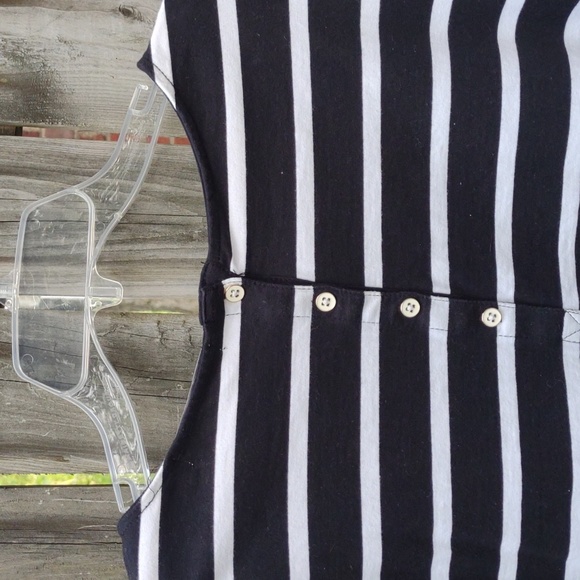 Ladies Tunic with Sheer Flounce Bottom - Picture 6 of 10